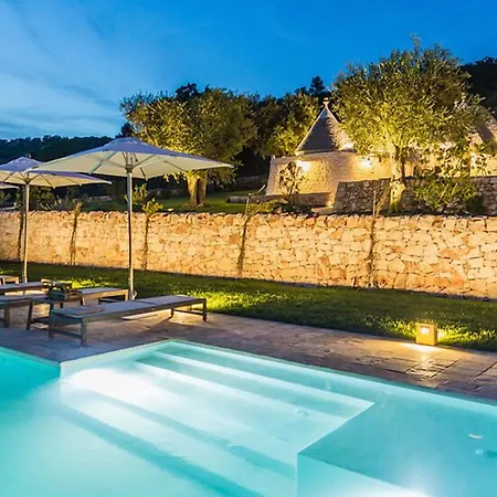 מלון Borgo Canonica 4*