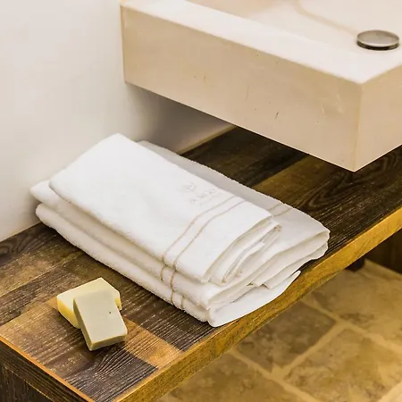 Borgo Canonica Hotel