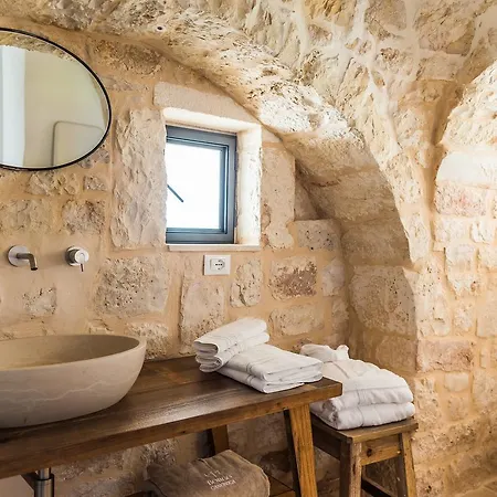 Borgo Canonica 4* Cisternino