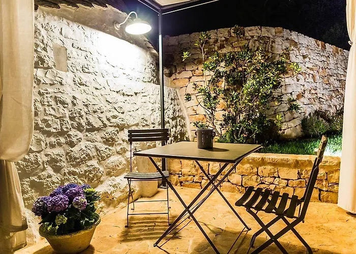 Hotel Borgo Canonica