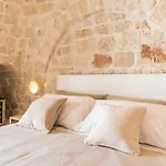 Hotel Borgo Canonica 4*