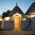 Borgo Canonica 4*