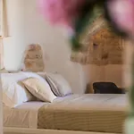 Borgo Canonica Hotel 4*