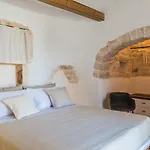 Borgo Canonica 4* تْشيستيرنِنو