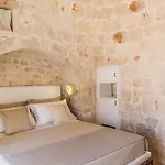 Borgo Canonica Hotel 4*
