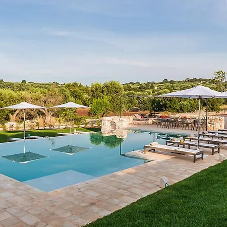 Borgo Canonica 4* Cisternino