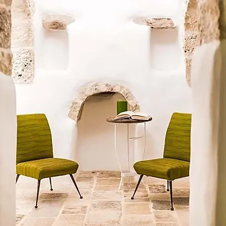 Borgo Canonica 4*
