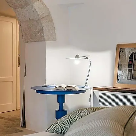Borgo Canonica فندق 4*