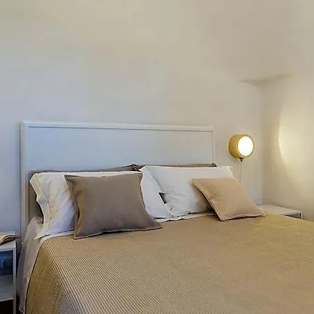 فندق Borgo Canonica تْشيستيرنِنو