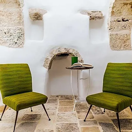 Borgo Canonica 4*