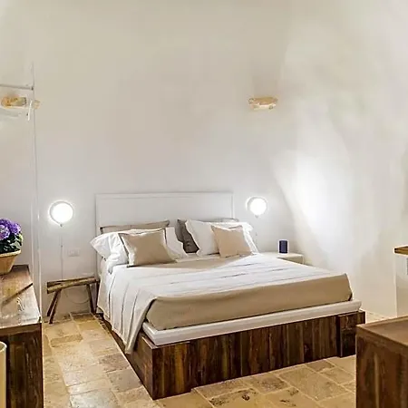 Borgo Canonica فندق