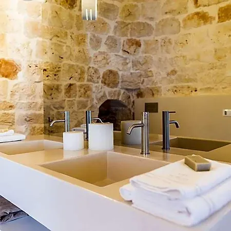 Borgo Canonica Ξενοδοχείο 4*