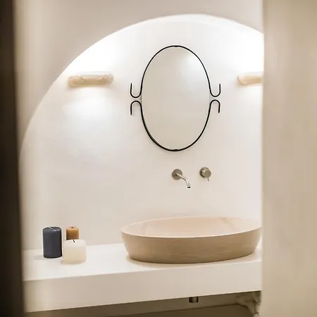 Borgo Canonica 4*