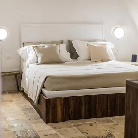 Borgo Canonica 4*