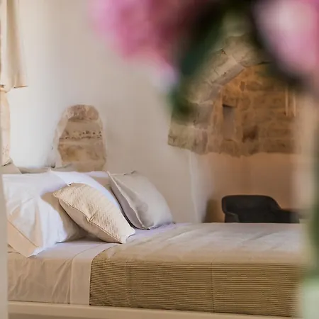 Borgo Canonica Hotel 4*