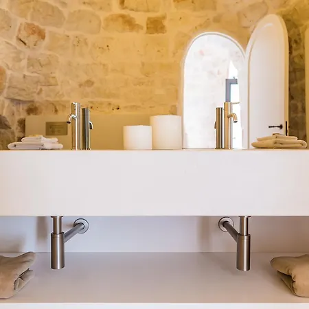Borgo Canonica Hotel